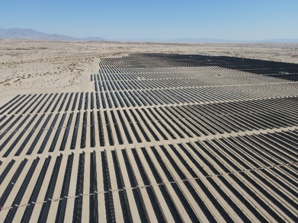 한화큐셀이 완공한 미국 캘리포니아주 소재 태양광 발전소 [사진=한화큐셀]
